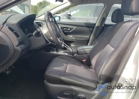 2018 Nissan Altima 2.5 z USA, uszkodzony, nr VIN 1N4AL3AP0JC201296